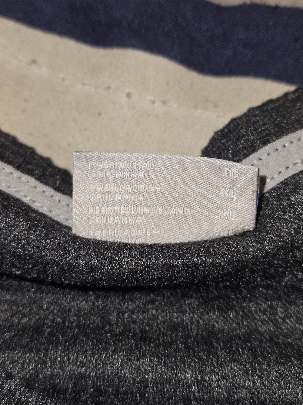 Columbia Dark Gray Thermal Henley Pullover - Picture 4 of 4